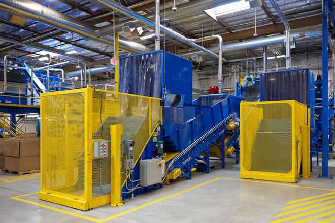 photo of Apple hits record 30% recycled material across all products in 2025 image