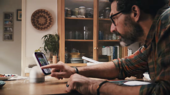 Apple’s HomeView launch video is a spectacular disaster on&hellip;